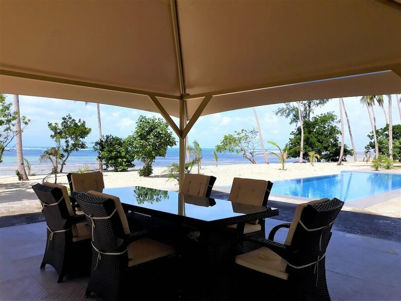 Hotel Dipudo Private Island Resort
