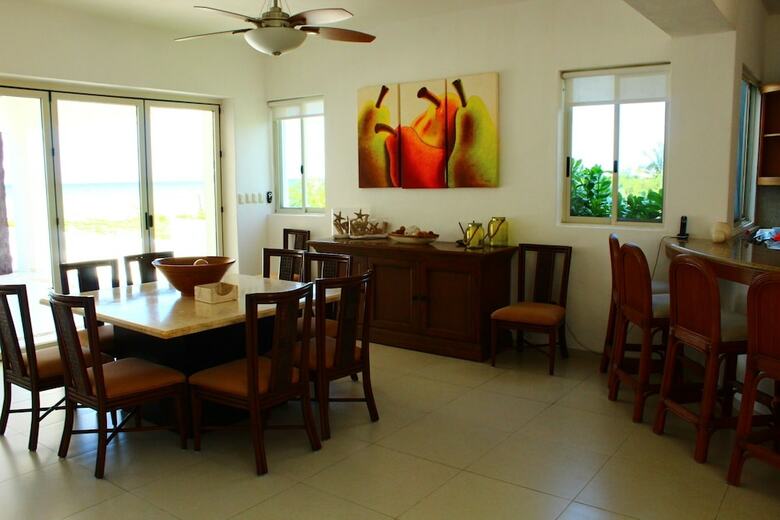 Iz Cay Luxury Ocean Front Villa