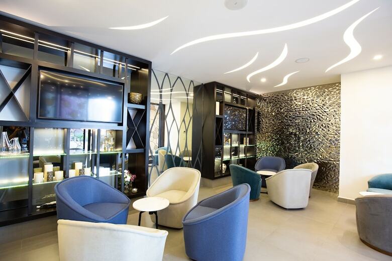 Hs Hotsson Smart Le�n Centro Max