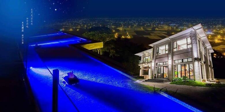 Moonstone Bed And Breakfast