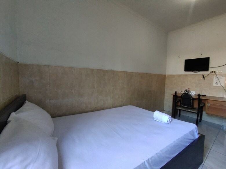 Hostal Capital O 2242 Hotel Rahayu