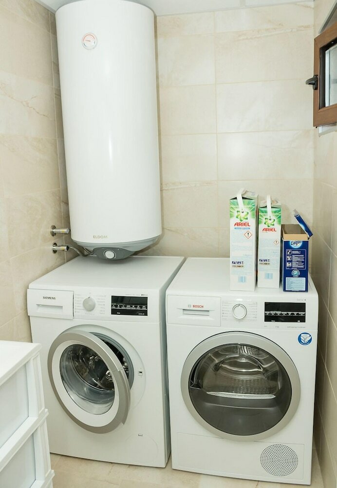 Apartamentos Fm Premium Guest House - Kalimantsi