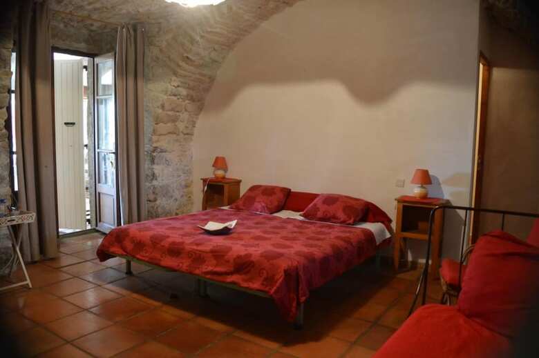 Bed & Breakfast Les Loups Dans La Bergerie