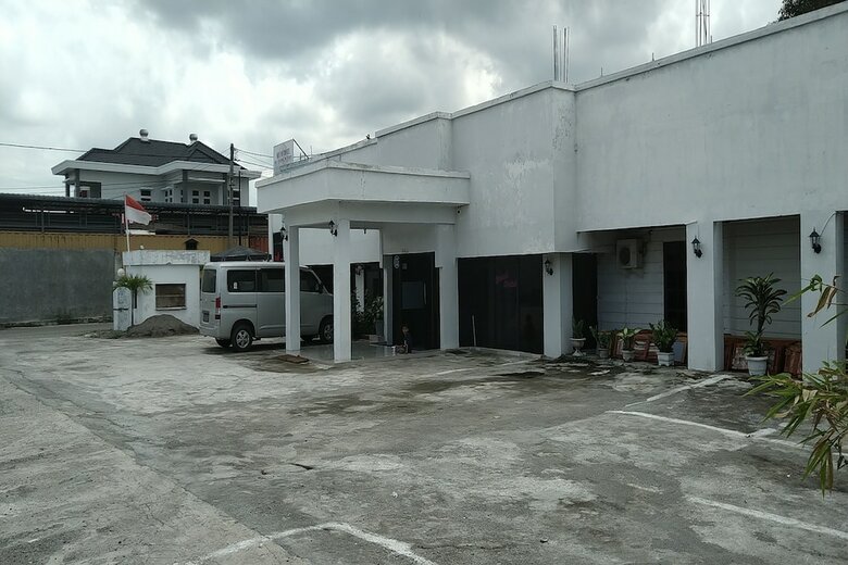 Hostal Oyo 2303 Hotel Blang Raya