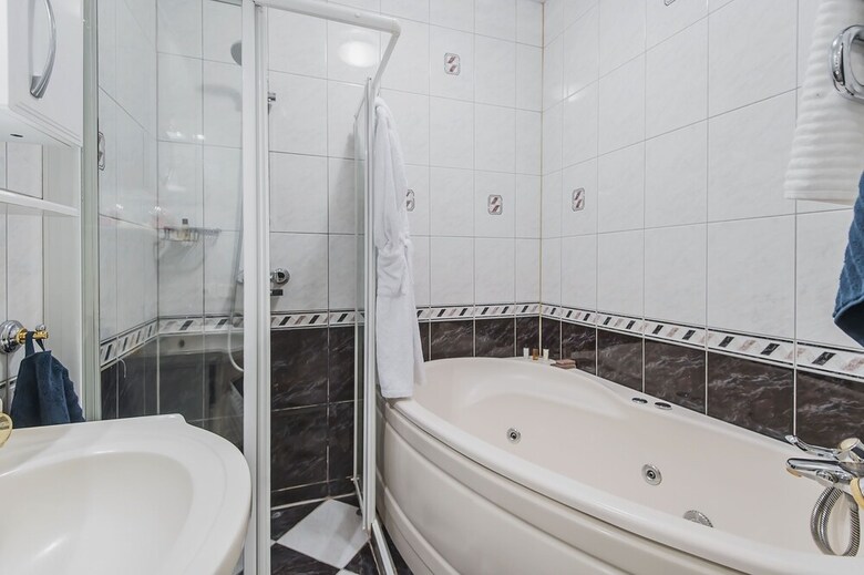 Gm Apartment Staropimenovskii 16