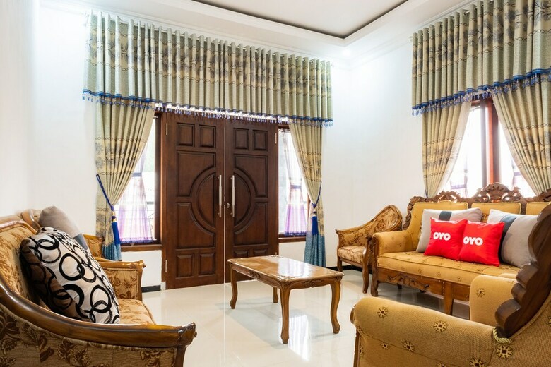 Hotel Oyo 2169 Anugrah Bromo Homestay