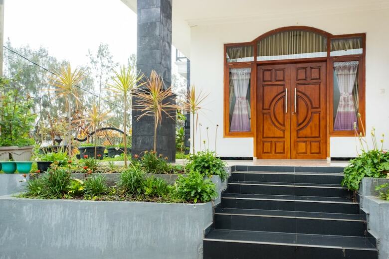 Hotel Oyo 2169 Anugrah Bromo Homestay