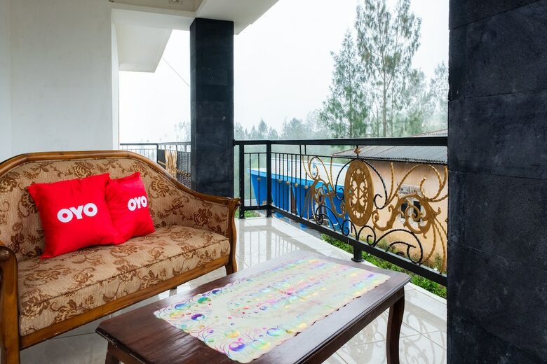 Hotel Oyo 2169 Anugrah Bromo Homestay
