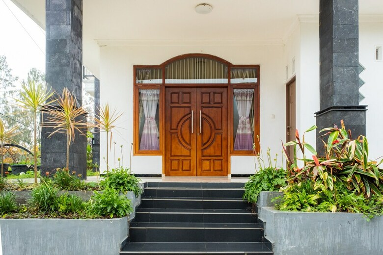 Hotel Oyo 2169 Anugrah Bromo Homestay