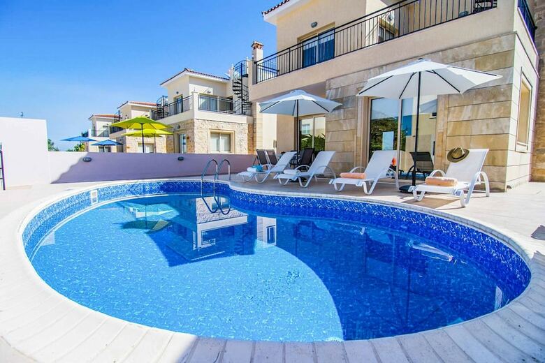Green Valley Villa
