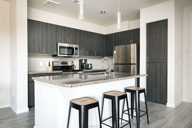 Kasa Tempe Apache District Apartments