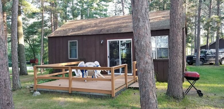 Cabana Evergreen Bay Resort