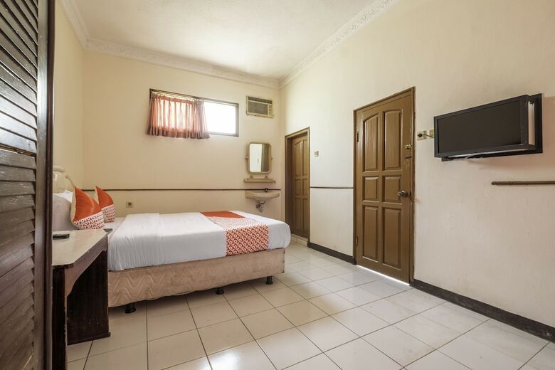Oyo 2346 Hotel Padjadjaran 1