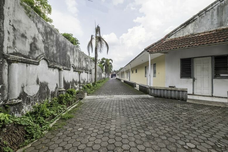 Oyo 2346 Hotel Padjadjaran 1
