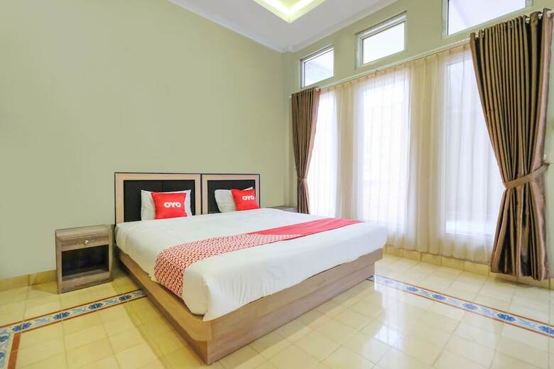 Hostal Oyo 2383 Andongkoe 64 Salatiga