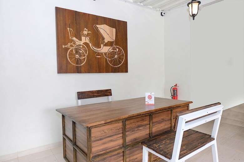 Hostal Oyo 2383 Andongkoe 64 Salatiga