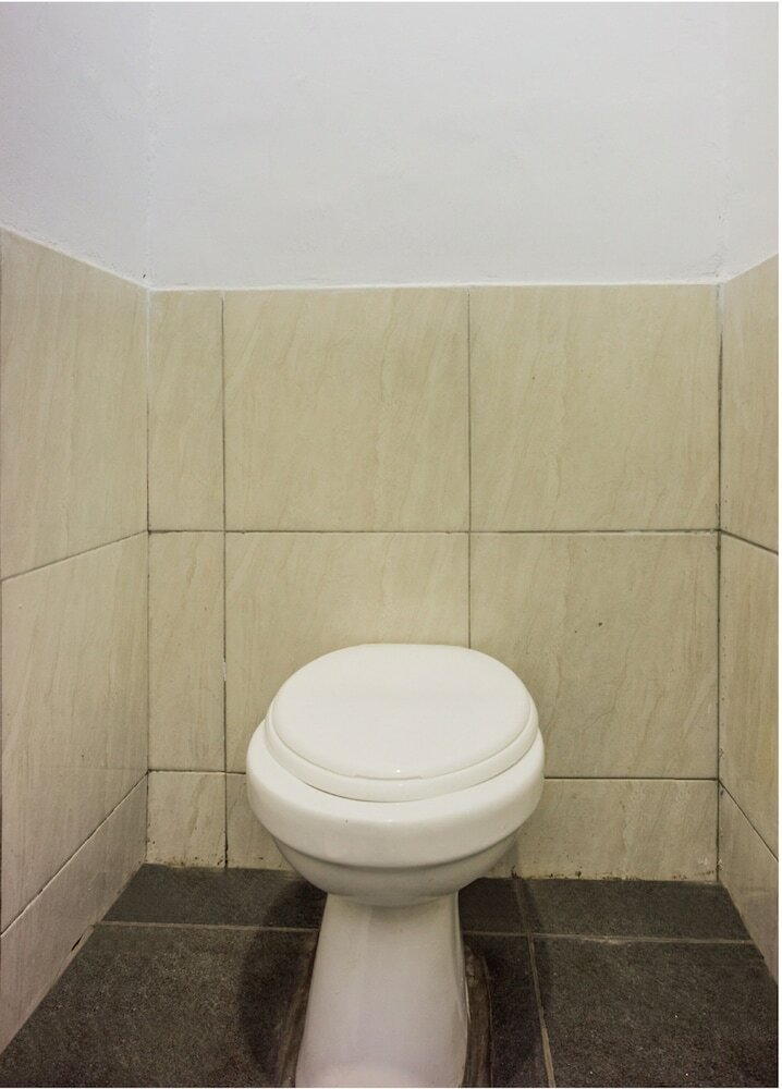 Hostal Oyo 2277 Lulu Homes
