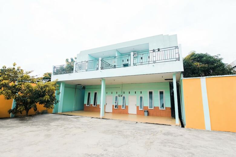 Hotel Oyo 2434 Tiaz 2 Homestay