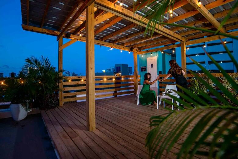 Hostal Santurcia Hostel - Adults Only