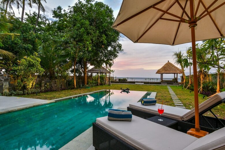 Villa Emerald