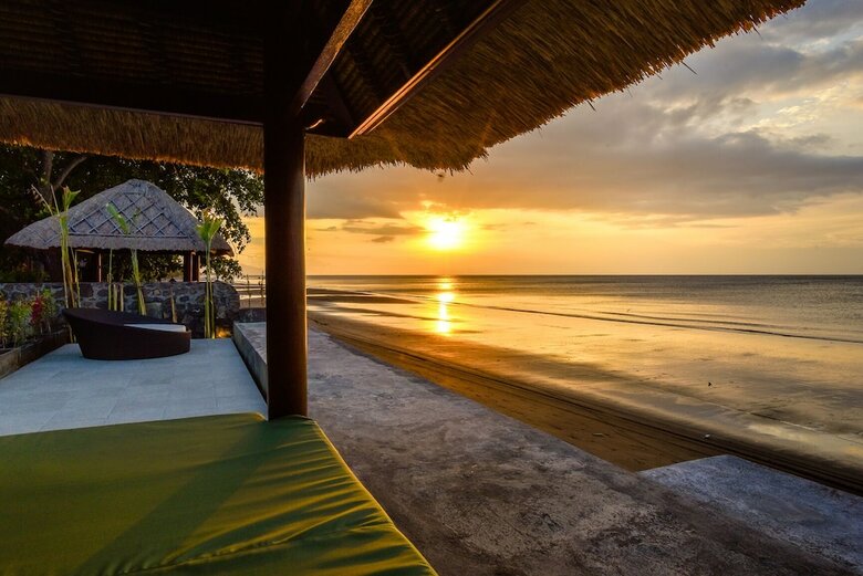 Villa Emerald