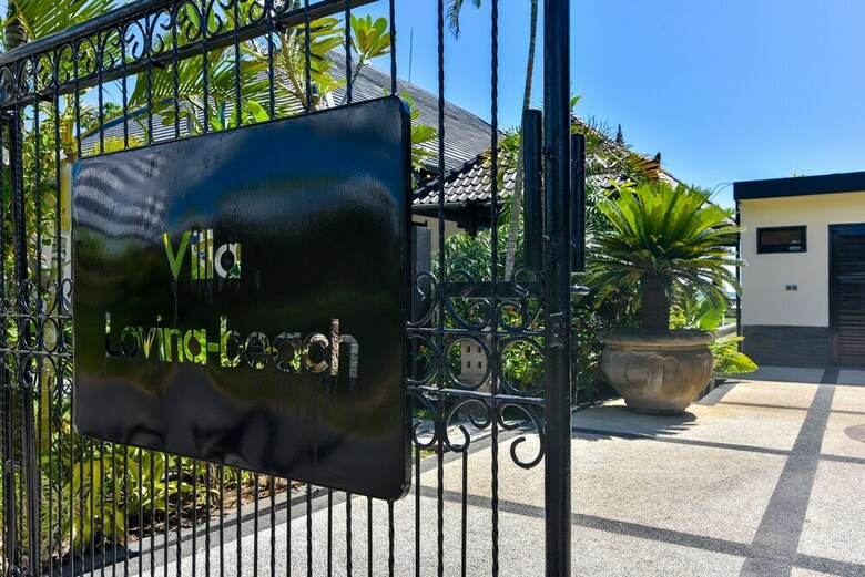 Villa Lovina Beach 1