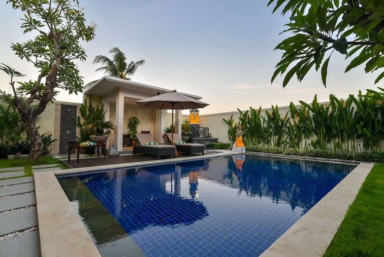 Villa Banyu Riris