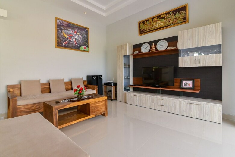 Villa Banyu Riris