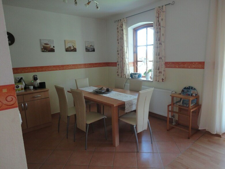 Beautiful Farmhouse Flat With Garden