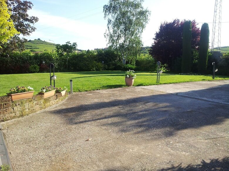 Premium Holiday Home In Monteforte With Pool