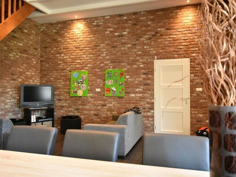Cozy Holiday Home In Meeden With Large Garden