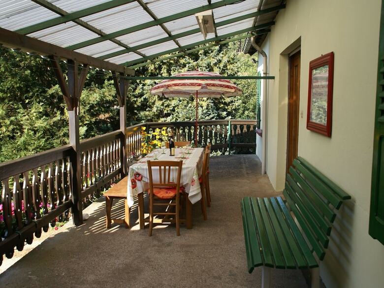 Comfortable Holiday Home With Fenced Garden In Lambach