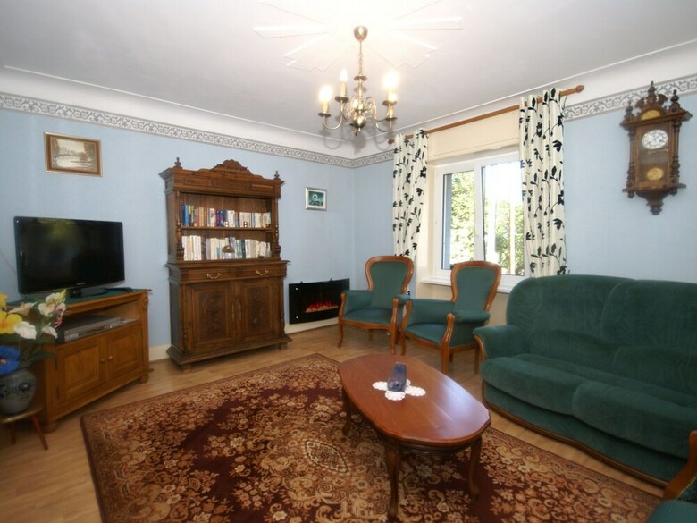 Comfortable Holiday Home With Fenced Garden In Lambach