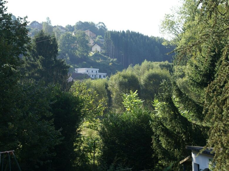 Comfortable Holiday Home With Fenced Garden In Lambach