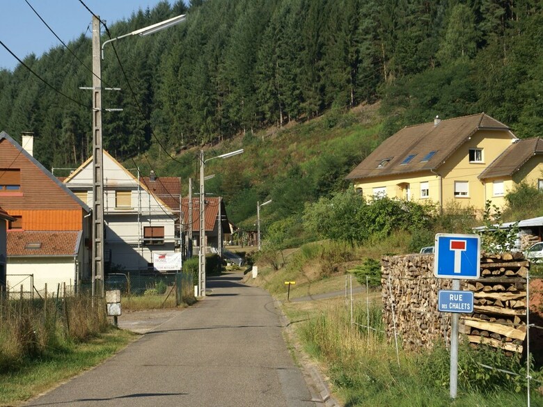 Comfortable Holiday Home With Fenced Garden In Lambach