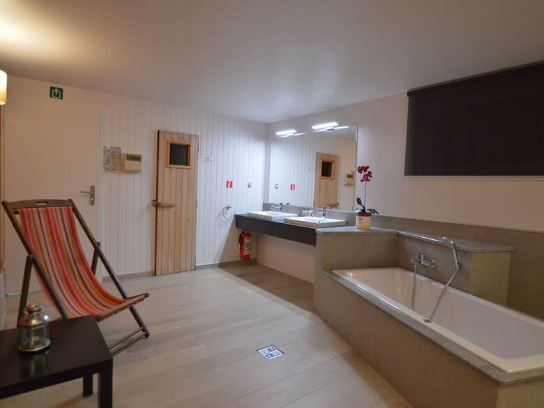Charming House With Sauna And Many Other Amenities, In A Quaint Environment