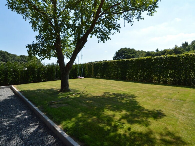 Charming Holiday Home In Peer With Garden