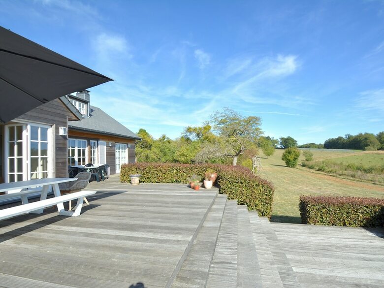 Spacious Villa In Houyet Ardennes With Sauna