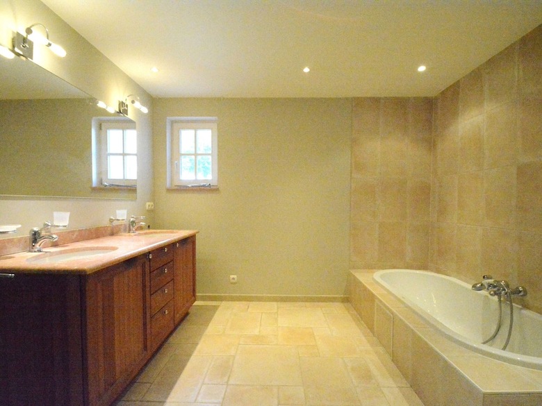 Spacious Villa In Houyet Ardennes With Sauna