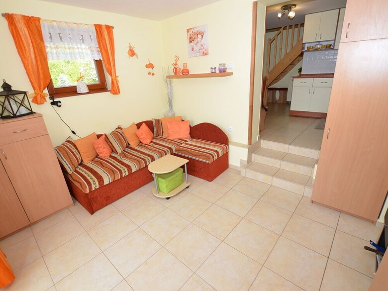 Cozy Chalet In Modri?ice With Swimming Pool