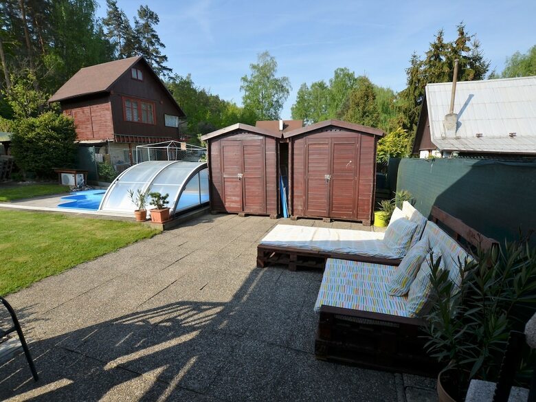 Cozy Chalet In Modri?ice With Swimming Pool