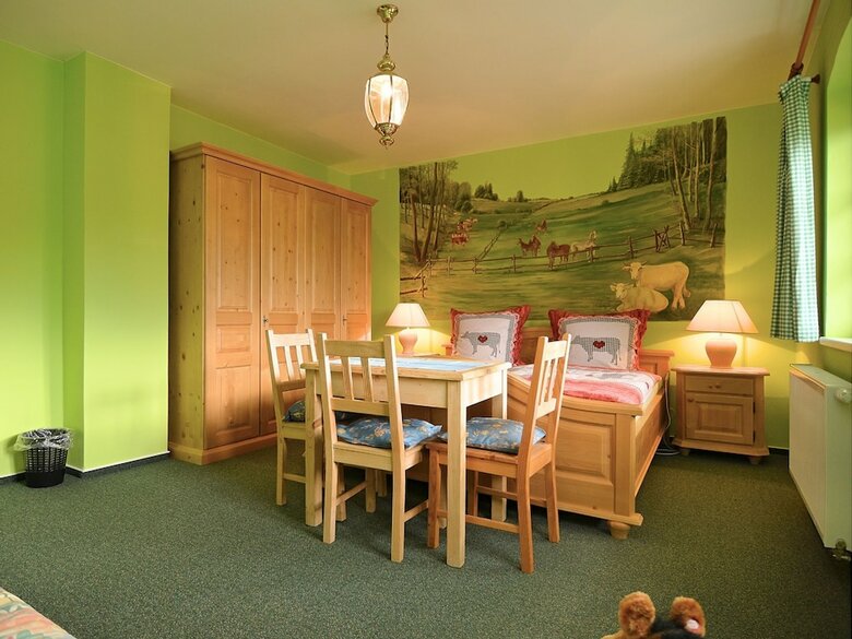 Spacious Villa Near Forest In Buchet