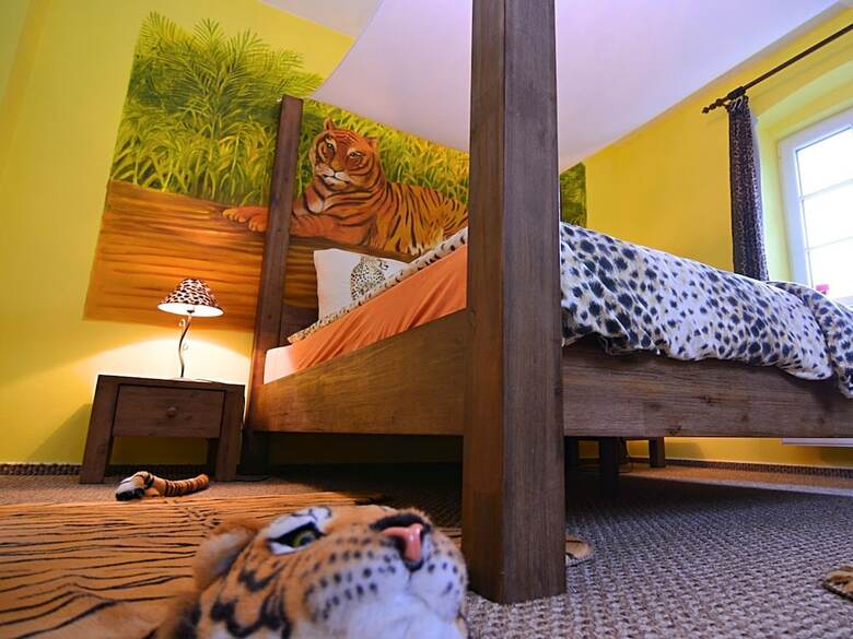 Spacious Villa Near Forest In Buchet