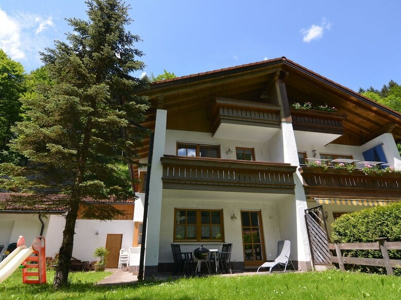 Charming Apartment In Sch�nau Am K�nigsee With Barbecue