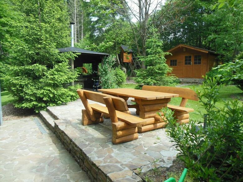 Beautiful Authentic Chalet With Spacious Garden, Covered Barbecue And Private Fish Pond