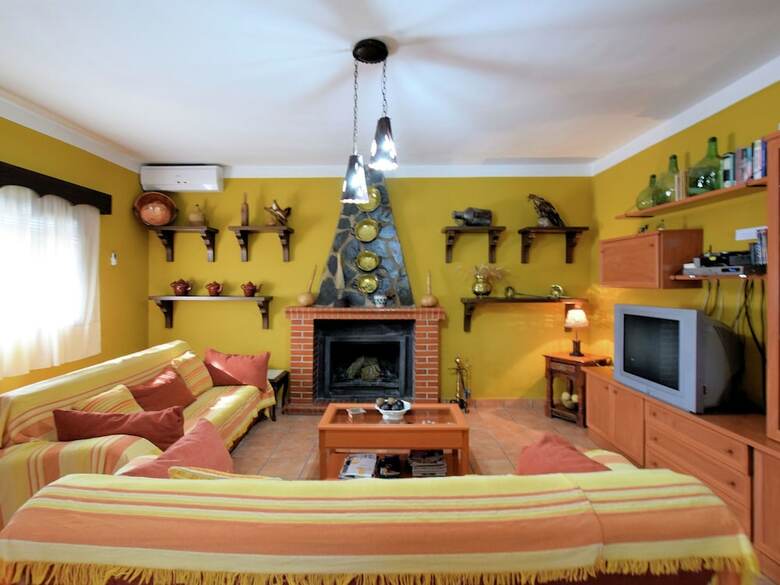 Charming Cottage In Loja With Private Pool