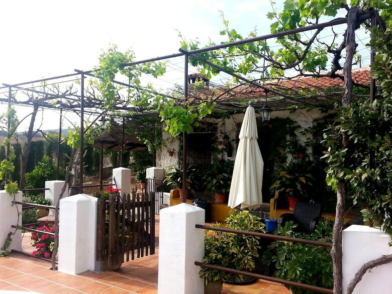 Charming Cottage In Loja With Private Pool