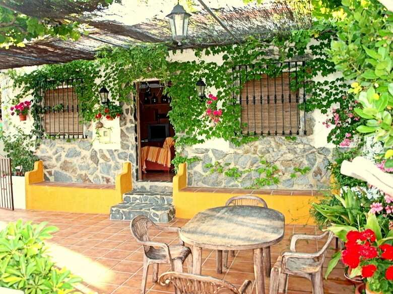 Charming Cottage In Loja With Private Pool