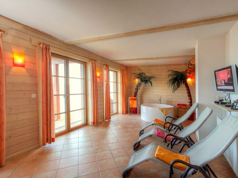 Cabana Upscale Holiday Home In Bodensdorf With Wellness & Sauna