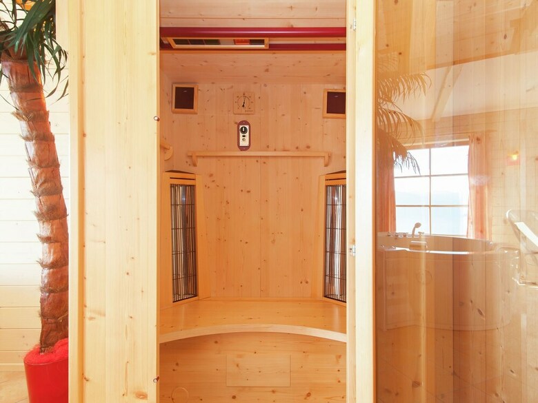 Cabana Upscale Holiday Home In Bodensdorf With Wellness & Sauna